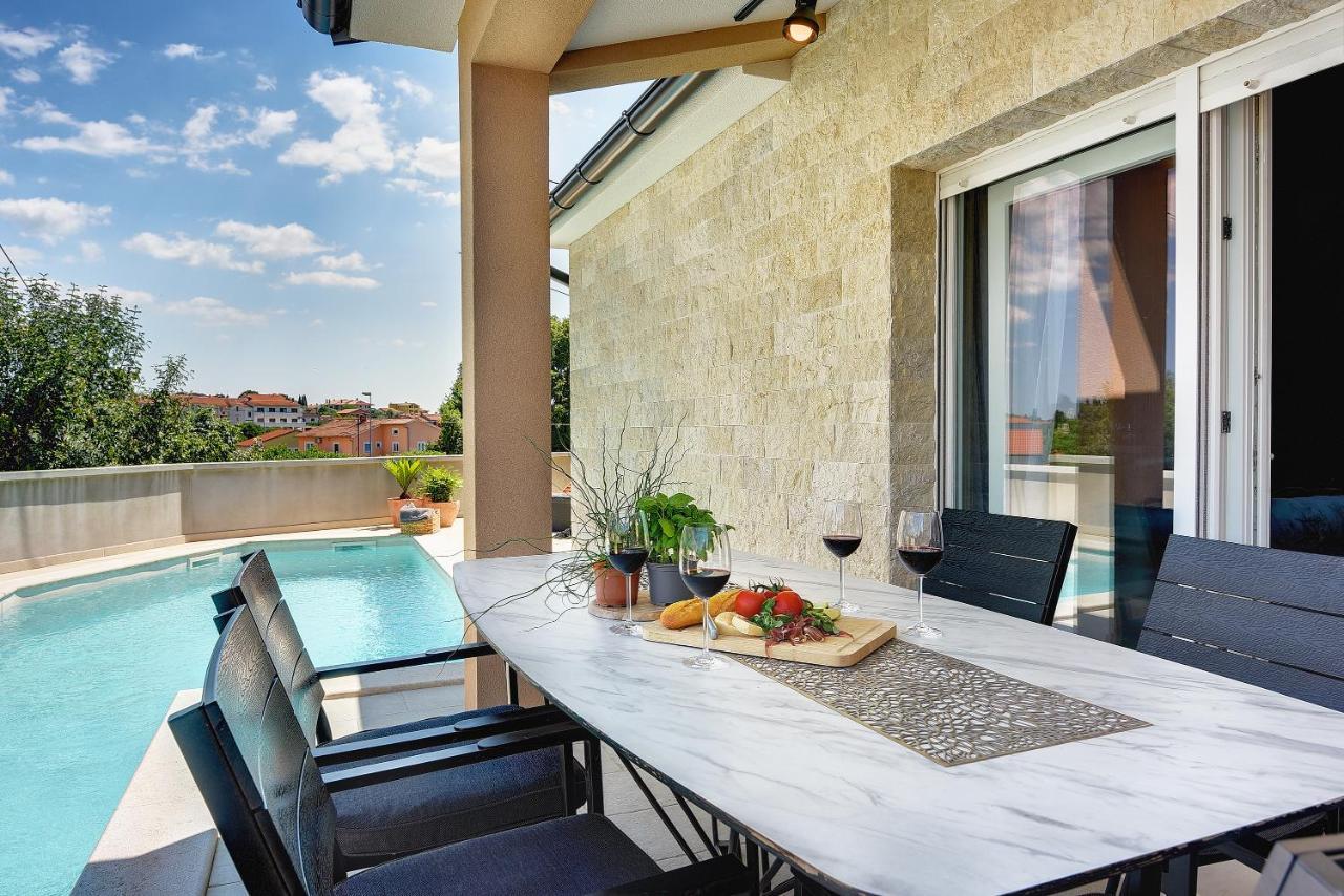 Vila Una With Private Pool Near Rovinj - Open 2022 Rovinjsko Selo Dış mekan fotoğraf